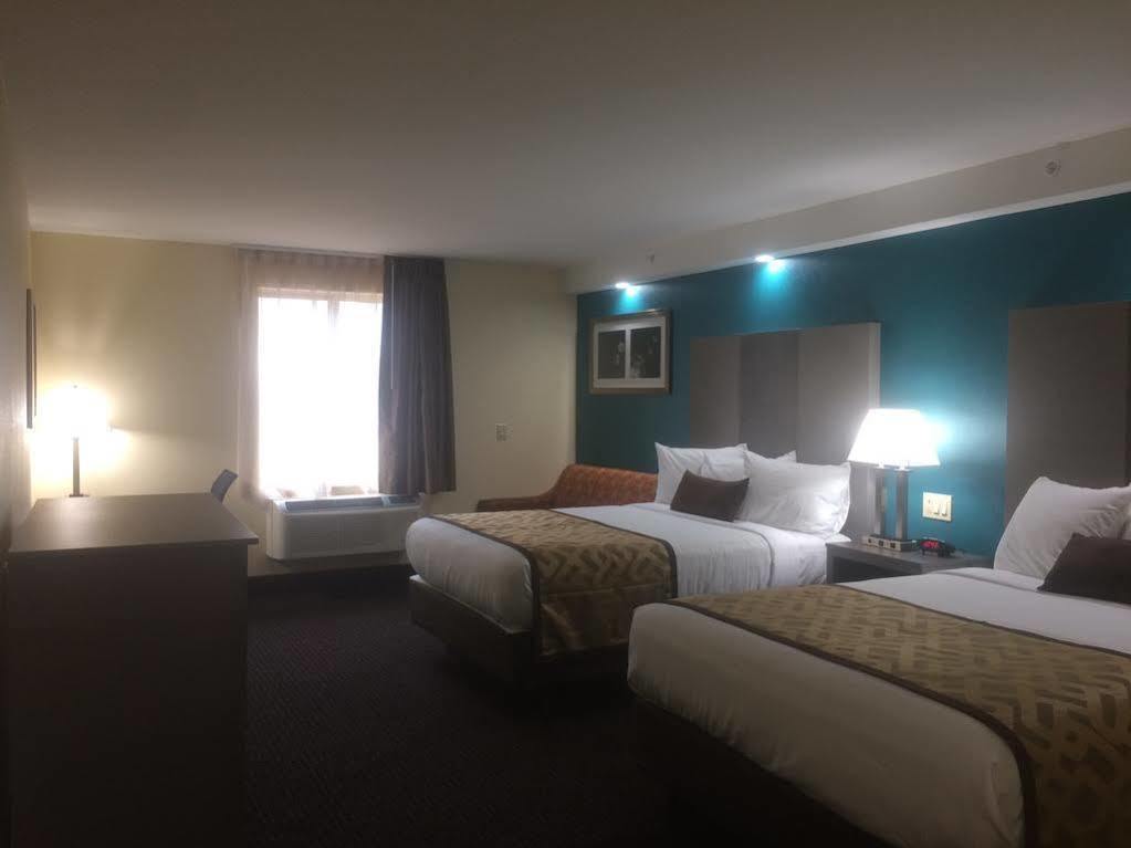 Baymont By Wyndham Kingston Plymouth Bay Exterior foto